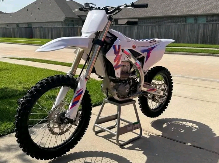 Yamaha Banshee 2